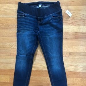 NWT Old Navy Maternity Rockstar Skinny Jeans  2S